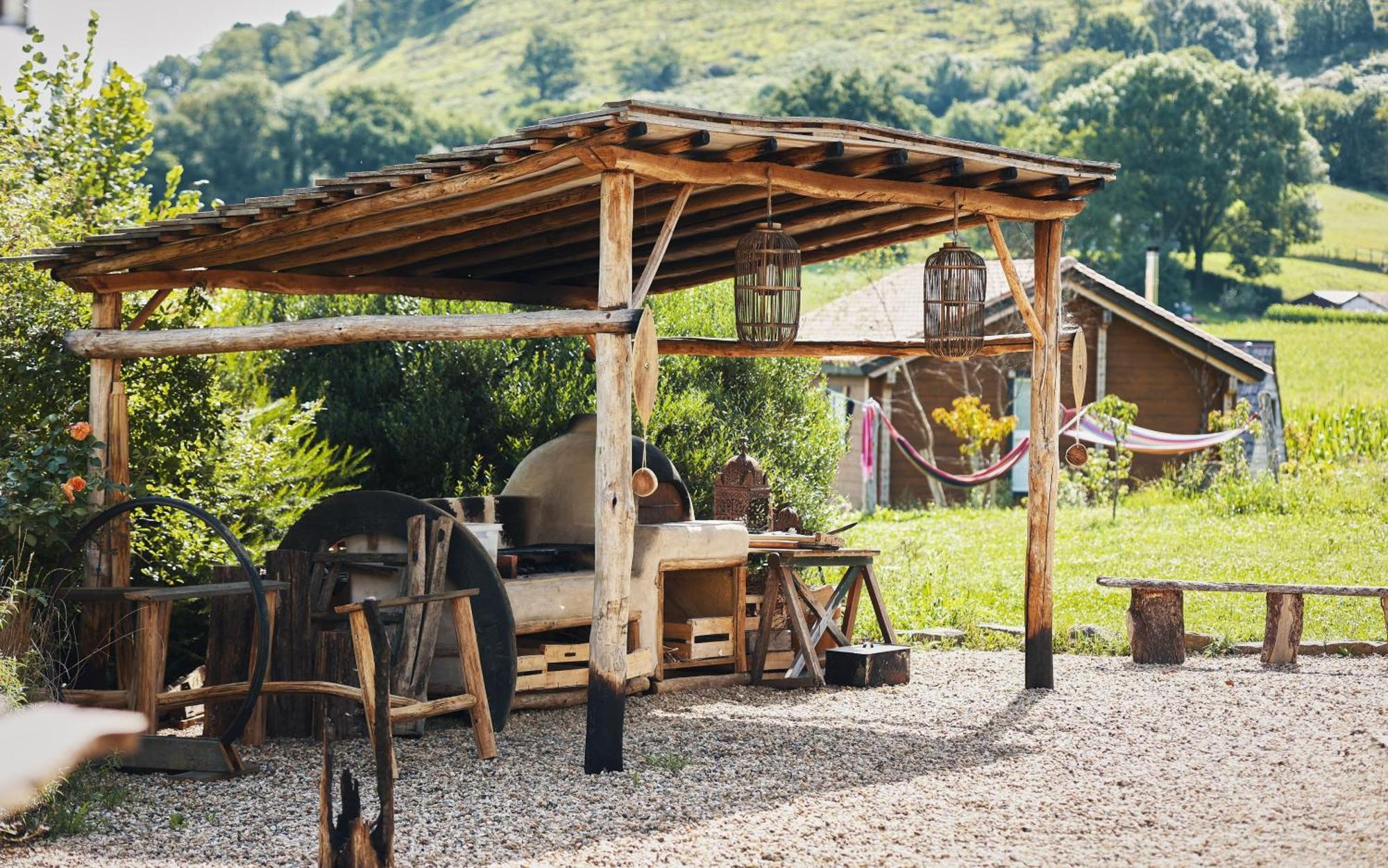 Les Fous Du Village Saint-Esteben Zewnętrze zdjęcie
