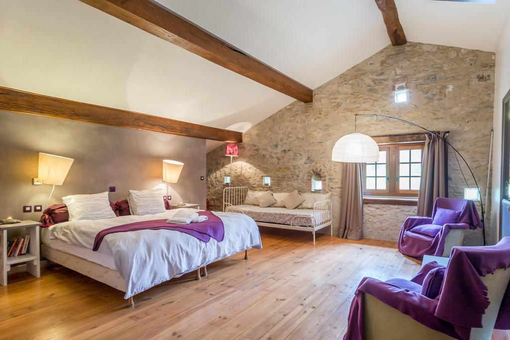 Les Fous Du Village Saint-Esteben Zewnętrze zdjęcie